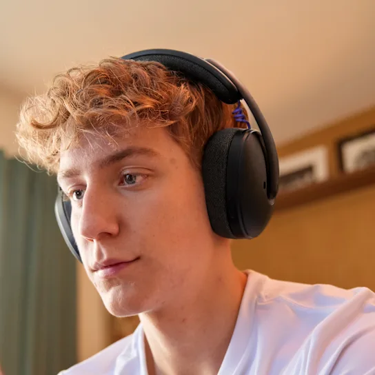 G325 Wireless Headset